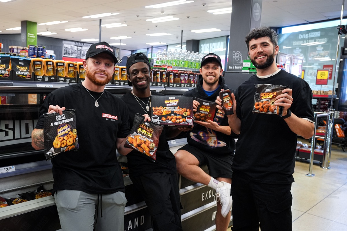 Sidemen in supermarket